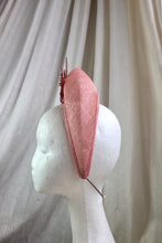 Load image into Gallery viewer, Dusky Pink Sparkle Halo